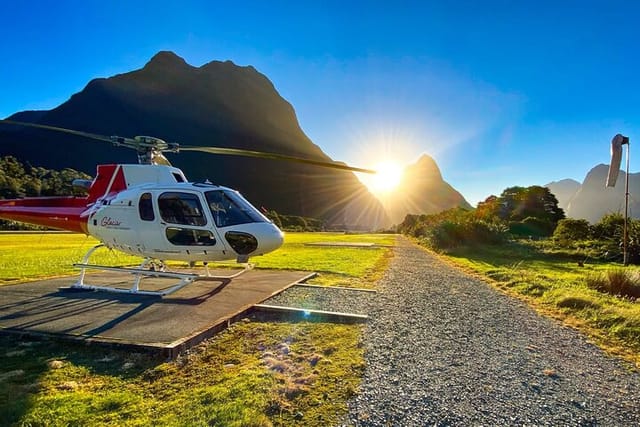 Milford Sound - 201 - Photo 1 of 6